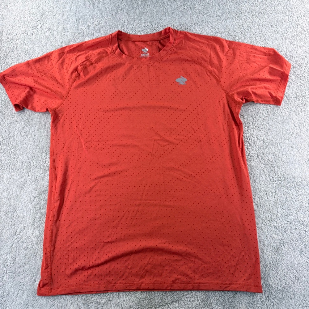 Rabbit EZ Tee SS Updated Fit Men MD Cherry Tomato Perforated Running Shirt